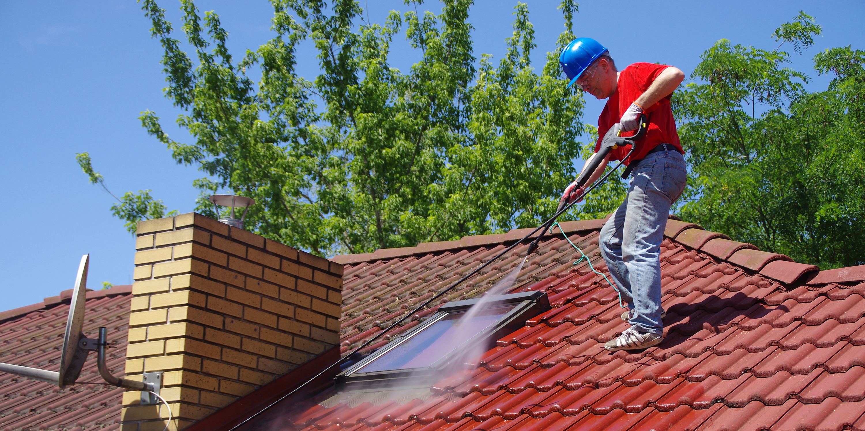 Roof cleaning roofing services in seattle